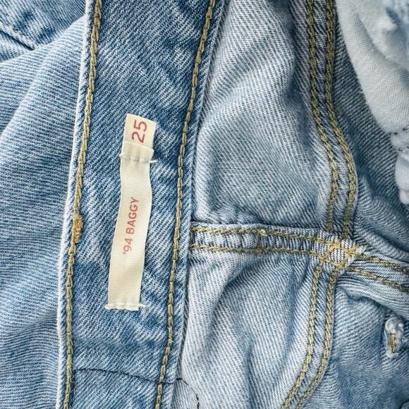Levi’s Blue Denim Distressed ‘94 Baggy Jeans Women’s Size 25 - Picture 6 of 9